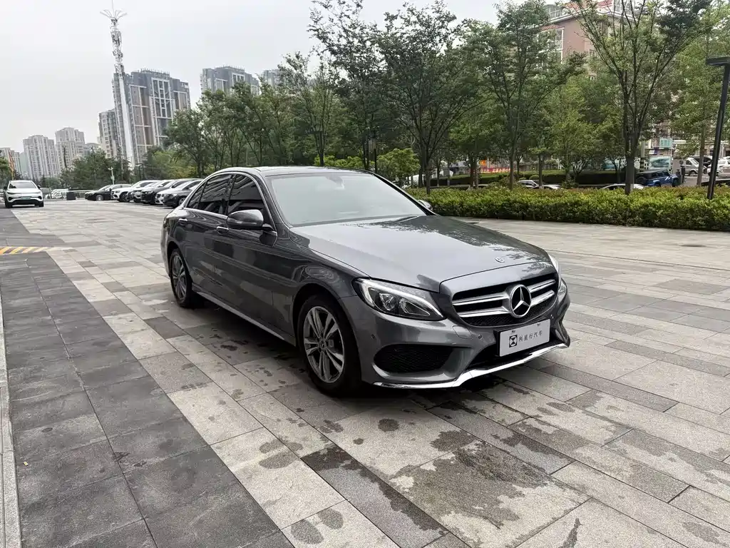 Mercedes-Benz C-Class 2018