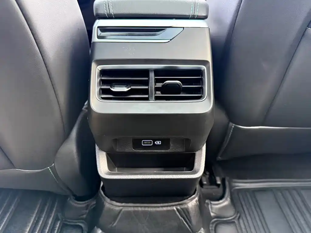 Geely Xingrui 2023 — фото 24