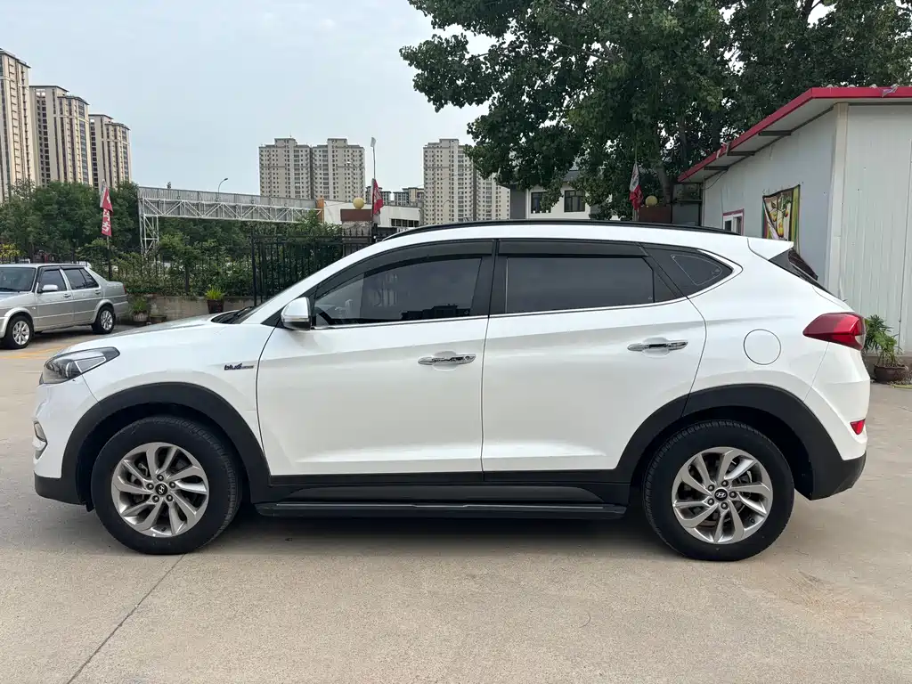 Hyundai Tucson 2016 — фото 4