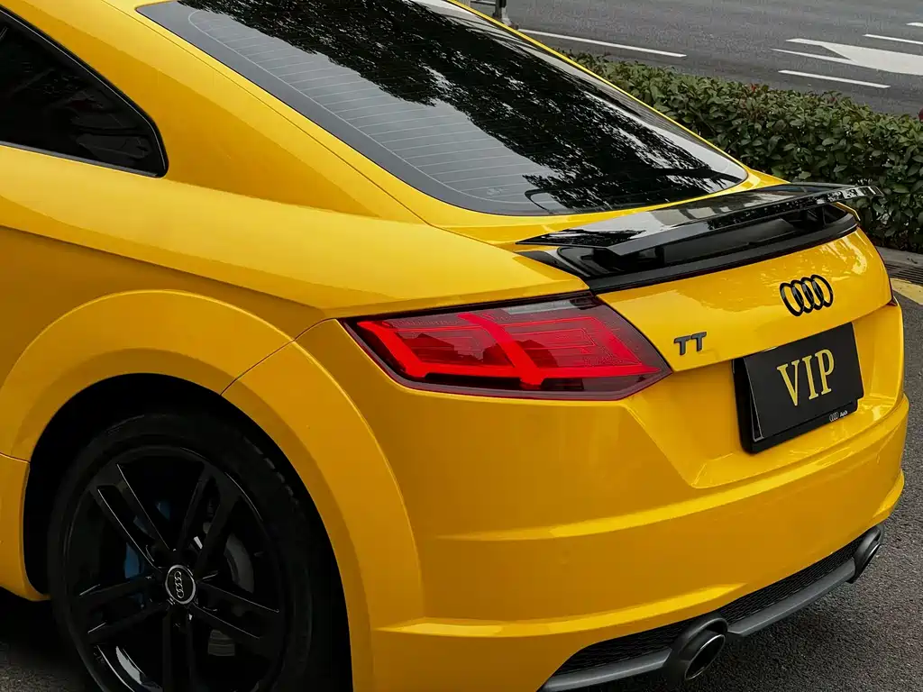 Audi TT 2017 — фото 9