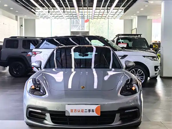 Porsche Panamera 2019