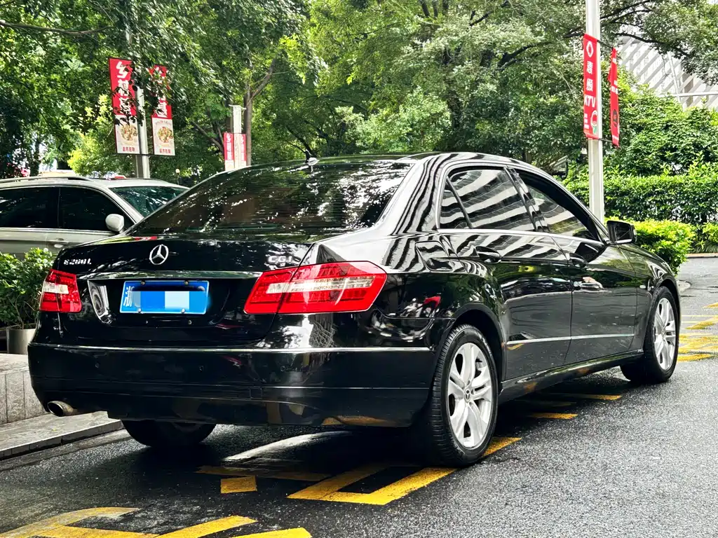 Mercedes-Benz E-Class 2012