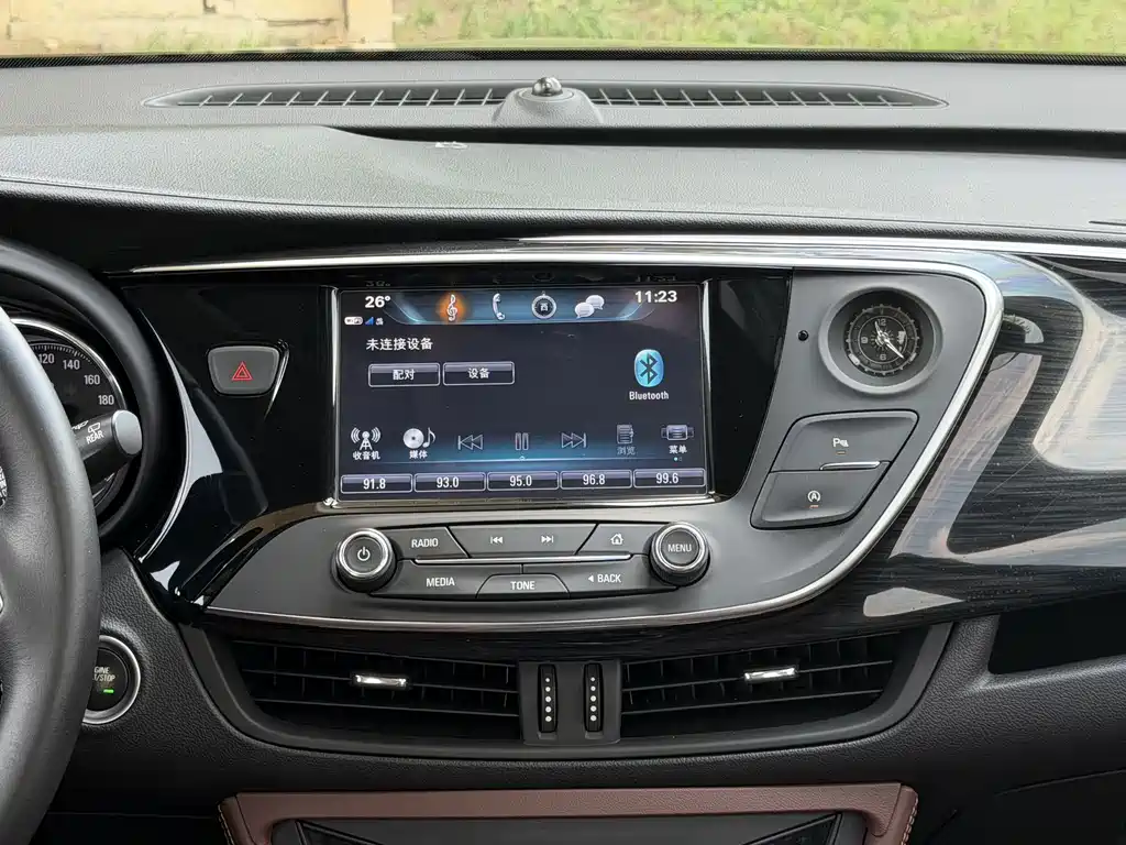 Buick Envision Plus 2019 — фото 8