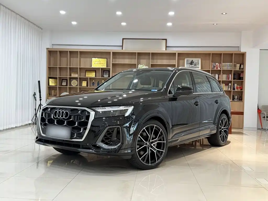 Audi Q7 2025