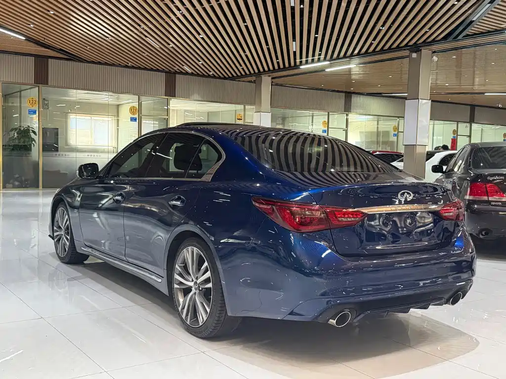 Infiniti Q50L 2018 — фото 4