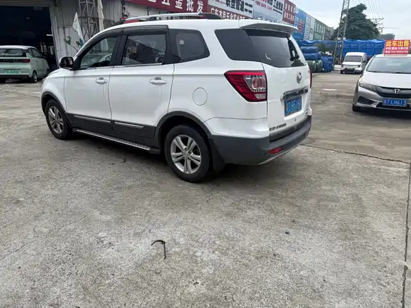 BAIC Huansu S3 2017