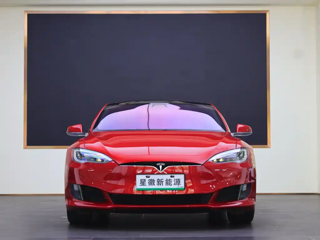 Tesla Model S 2017 — фото 2