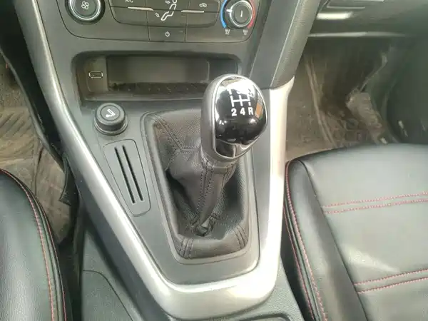 Ford Focus 2015