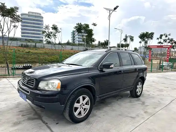 Volvo XC90 2011