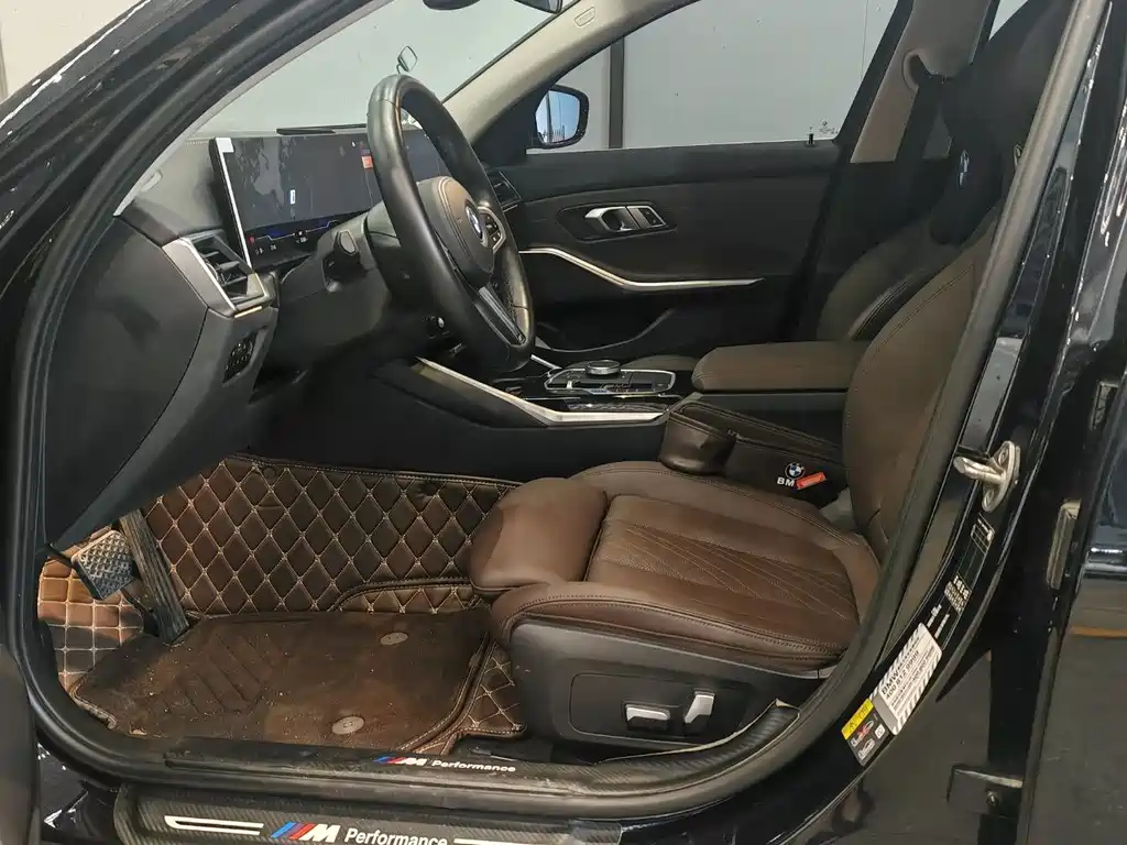 BMW i3 2023