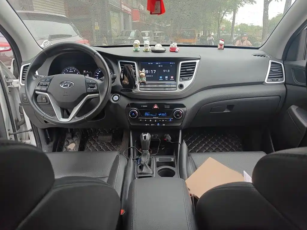 Hyundai Tucson 2018 — фото 13