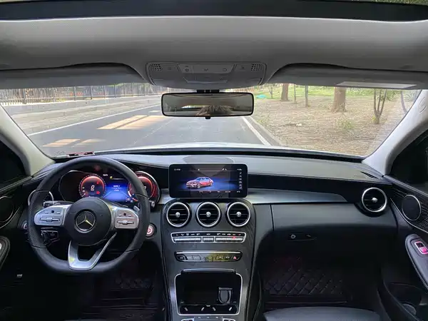 Mercedes-Benz C-Class 2021