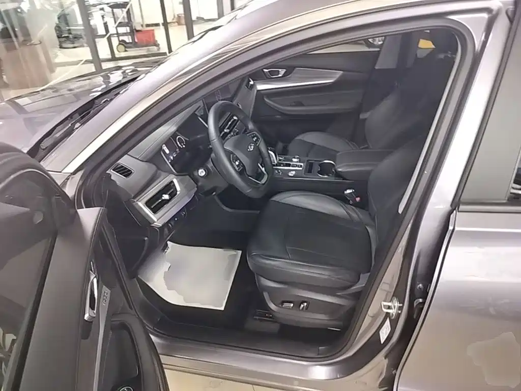 Chery Tiggo 8 2022 — фото 16