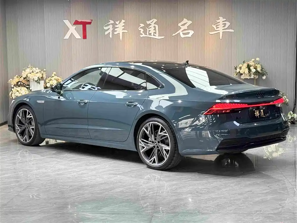 Audi A7L 2023 — фото 22