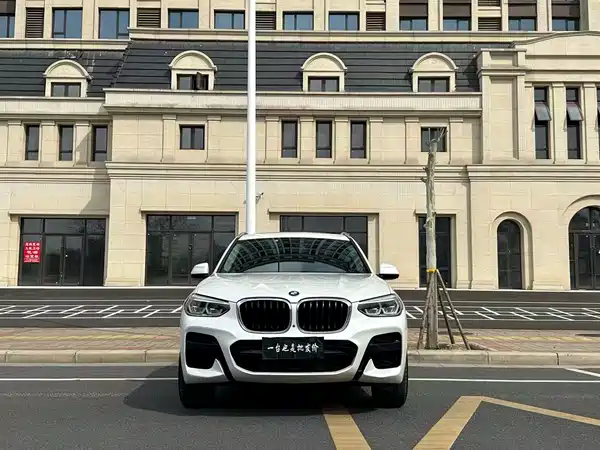 BMW X3 2021