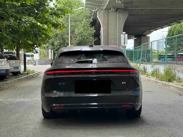 NIO ET5T 2025