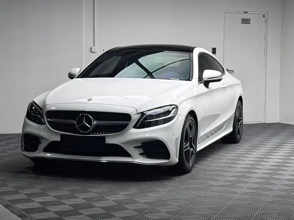 Mercedes-Benz C-Class 2020