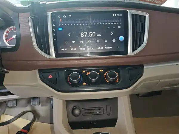 Dongfeng Lingzhi 2017