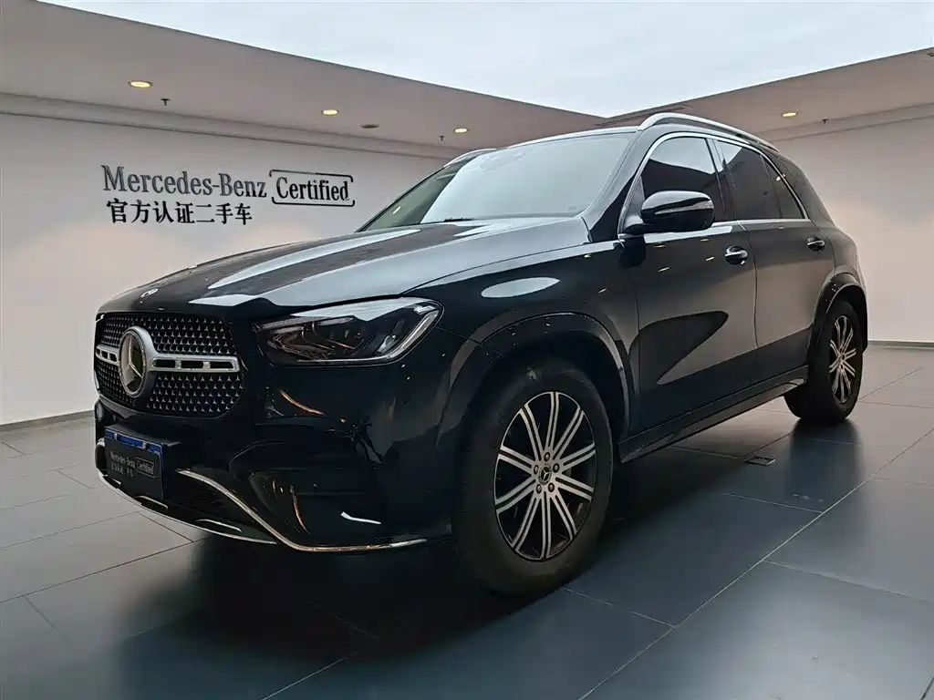 Mercedes-Benz GLE 2025 — фото 1