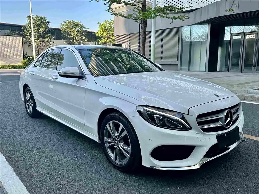 Mercedes-Benz C-Class 2018 — фото 3