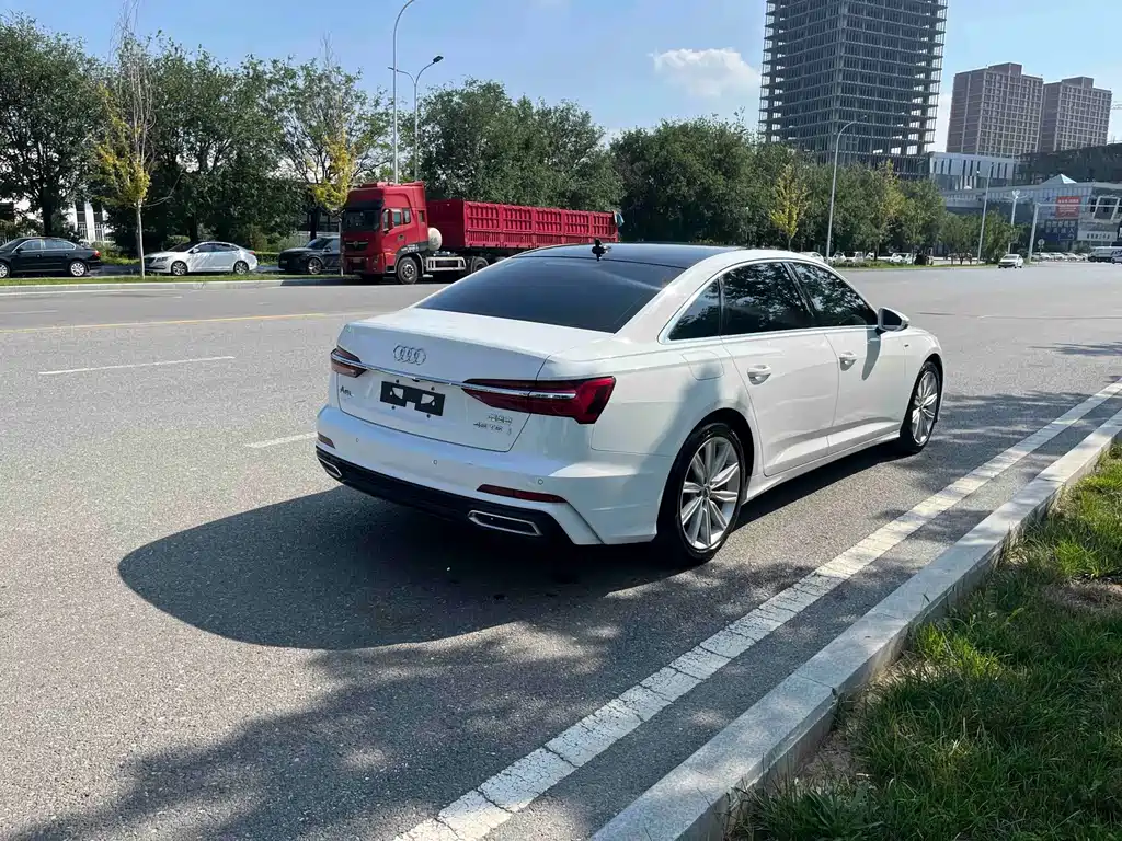 Audi A6L 2020 — фото 20