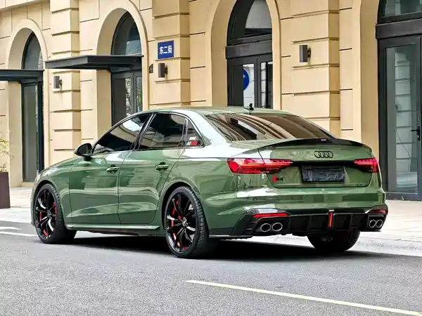 Audi S4 2024