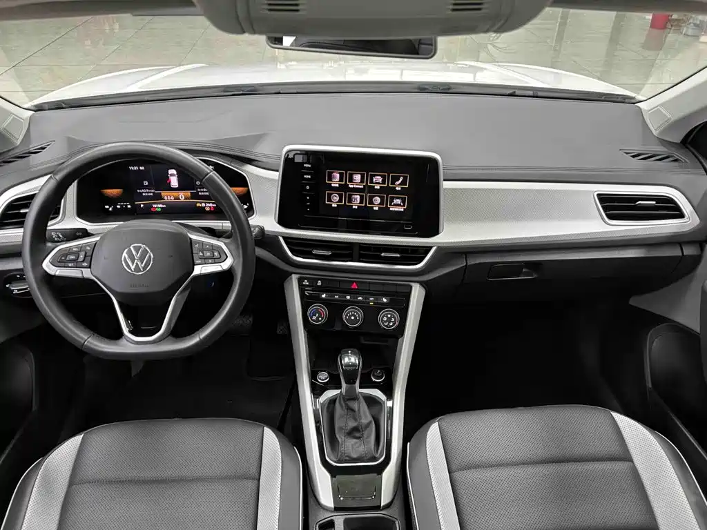 Volkswagen T-Roc 2024 — фото 2