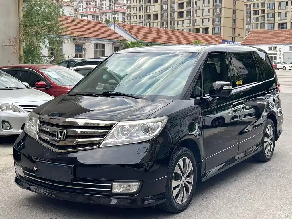 Honda Elysion 2014