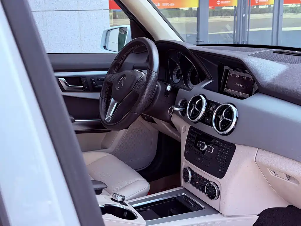 Mercedes-Benz GLK-Class 2013 — фото 12