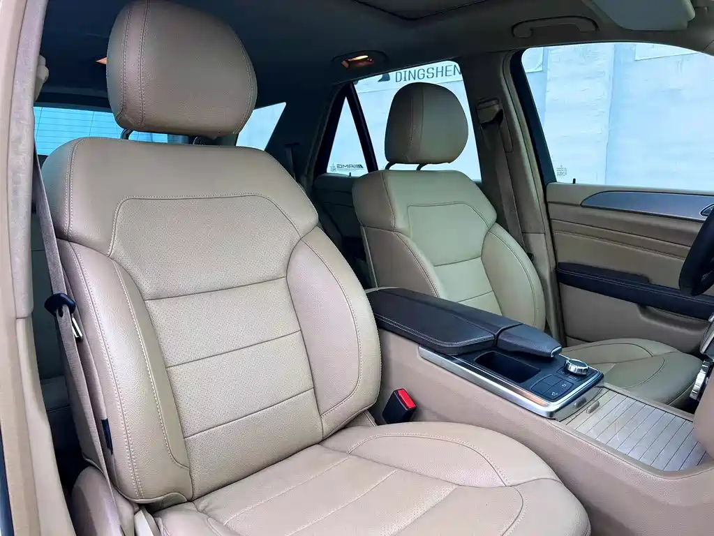 Mercedes-Benz M-Class 2013 — фото 16