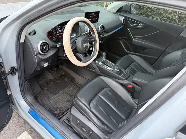 Audi Q2L 2022