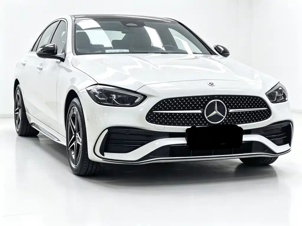 Mercedes-Benz C-Class 2023 — фото 3