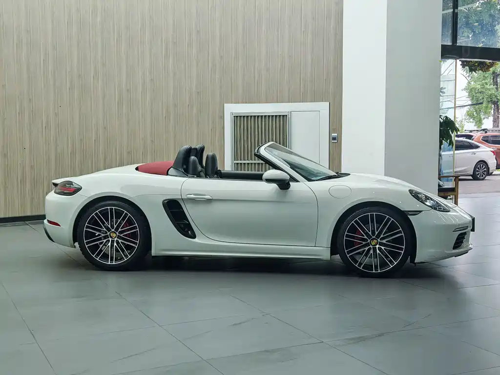 Porsche 718 2017 — фото 4