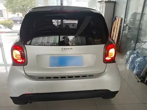 smart fortwo 2018