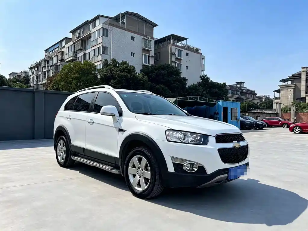 Chevrolet Captiva 2014 — фото 3