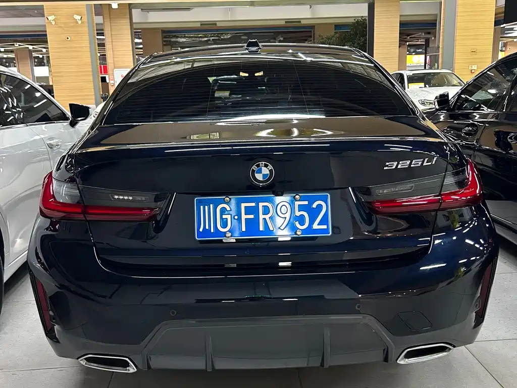 BMW 3 Series 2024