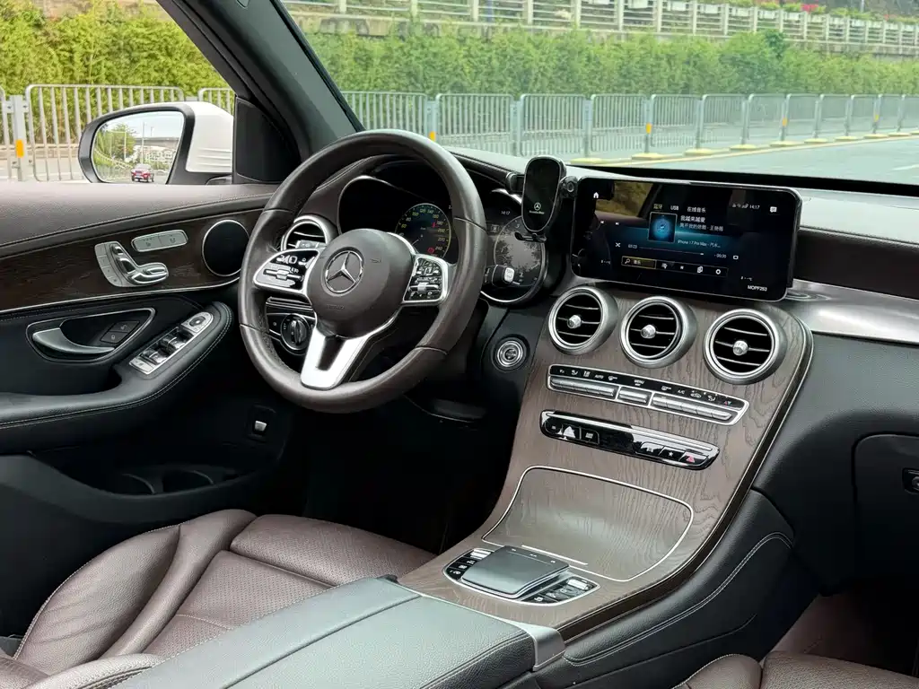 Mercedes-Benz GLC 2020