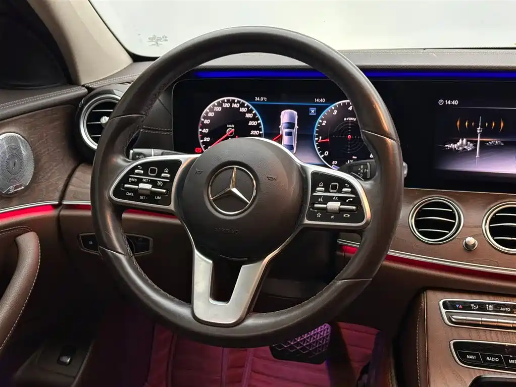 Mercedes-Benz E-Class 2020 — фото 12