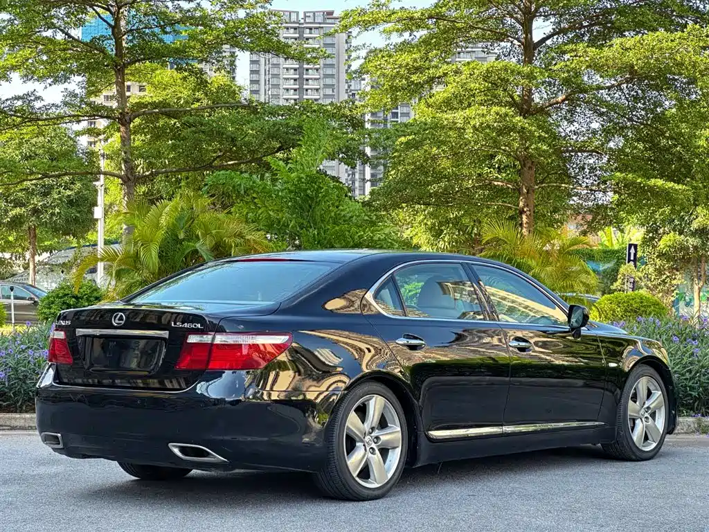 Lexus LS 2009 — фото 7
