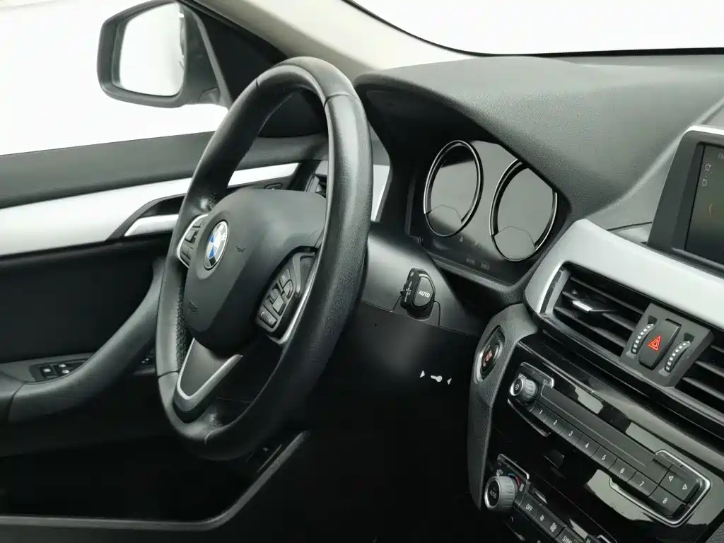 BMW X1 2019 — фото 22