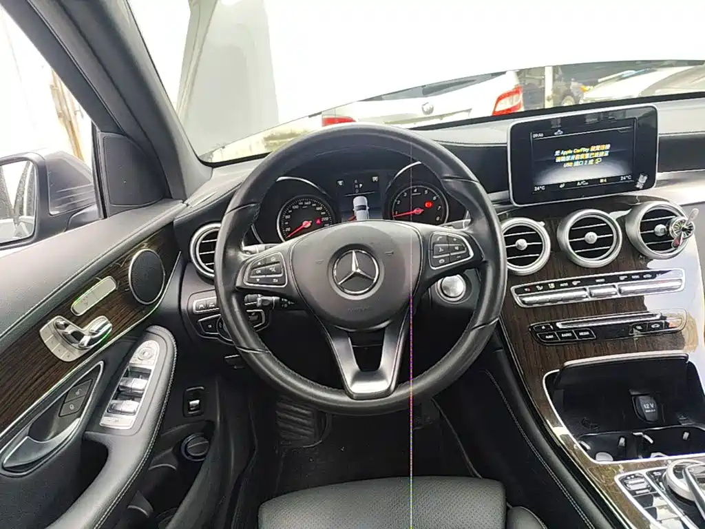 Mercedes-Benz GLC 2019 — фото 11