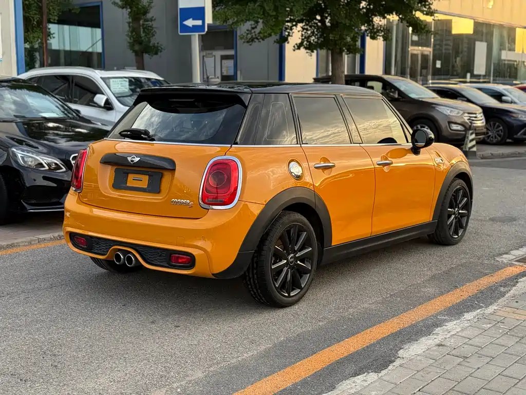 MINI MINI 2016