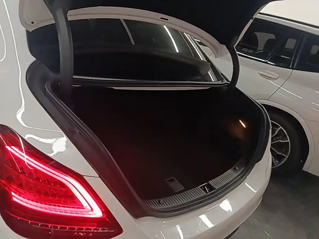 Mercedes-Benz C-Class 2021 — фото 19