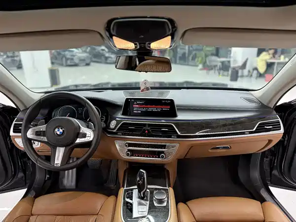 BMW 7 Series 2016