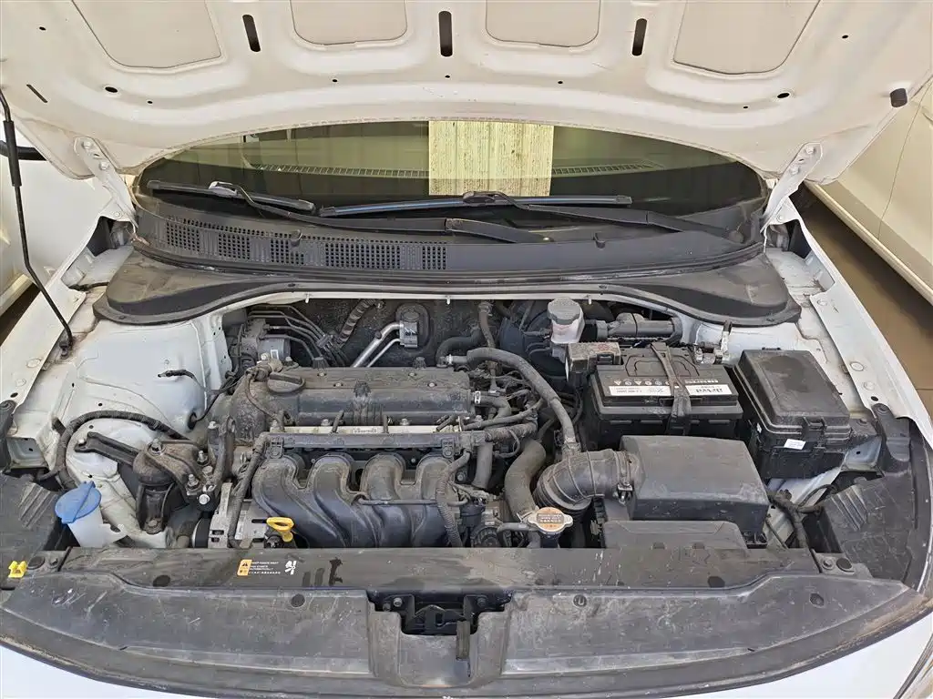 Hyundai Elantra 2020 — фото 16
