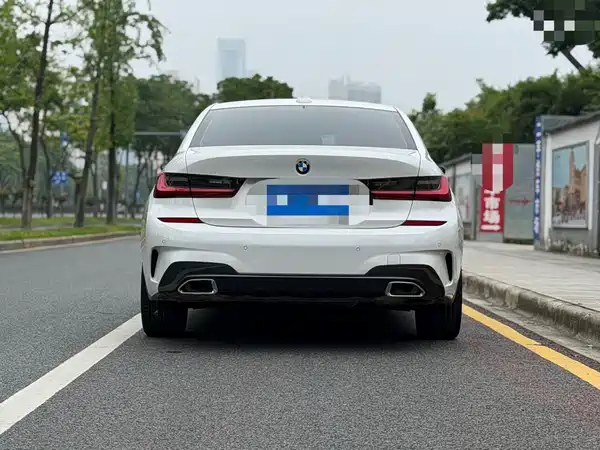 BMW 3 Series 2022