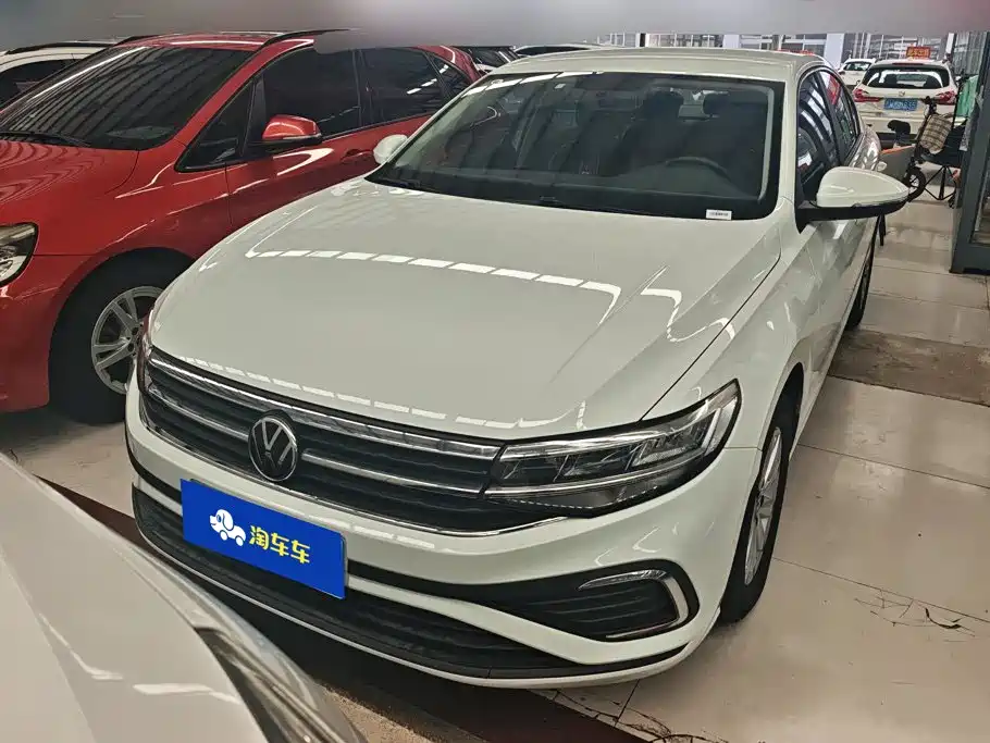 Volkswagen Bora 2024