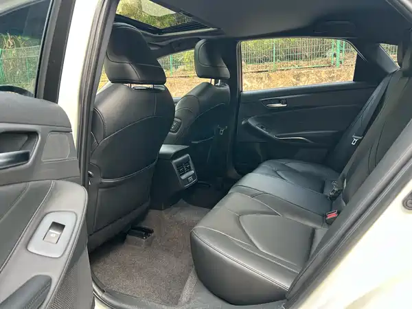 Toyota Avalon 2022