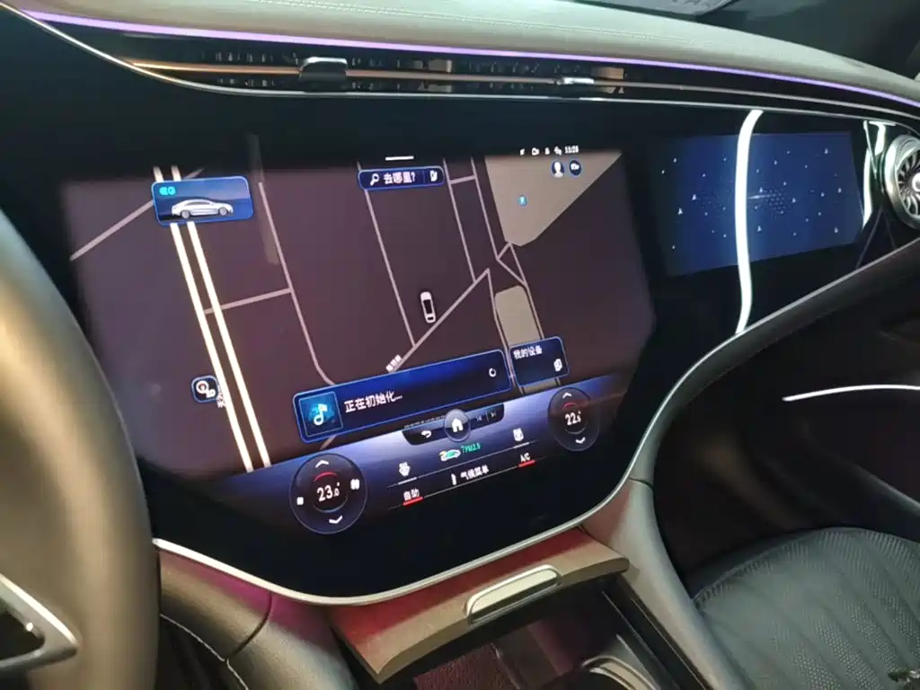 Mercedes-Benz EQS 2023 — фото 13
