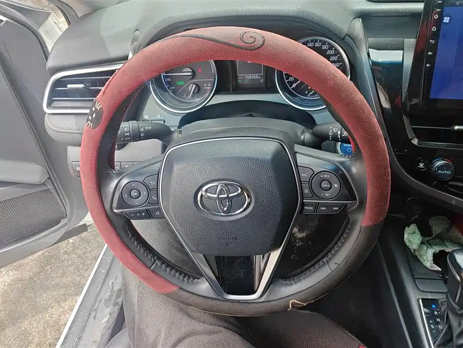 Toyota Camry 2021 — фото 14